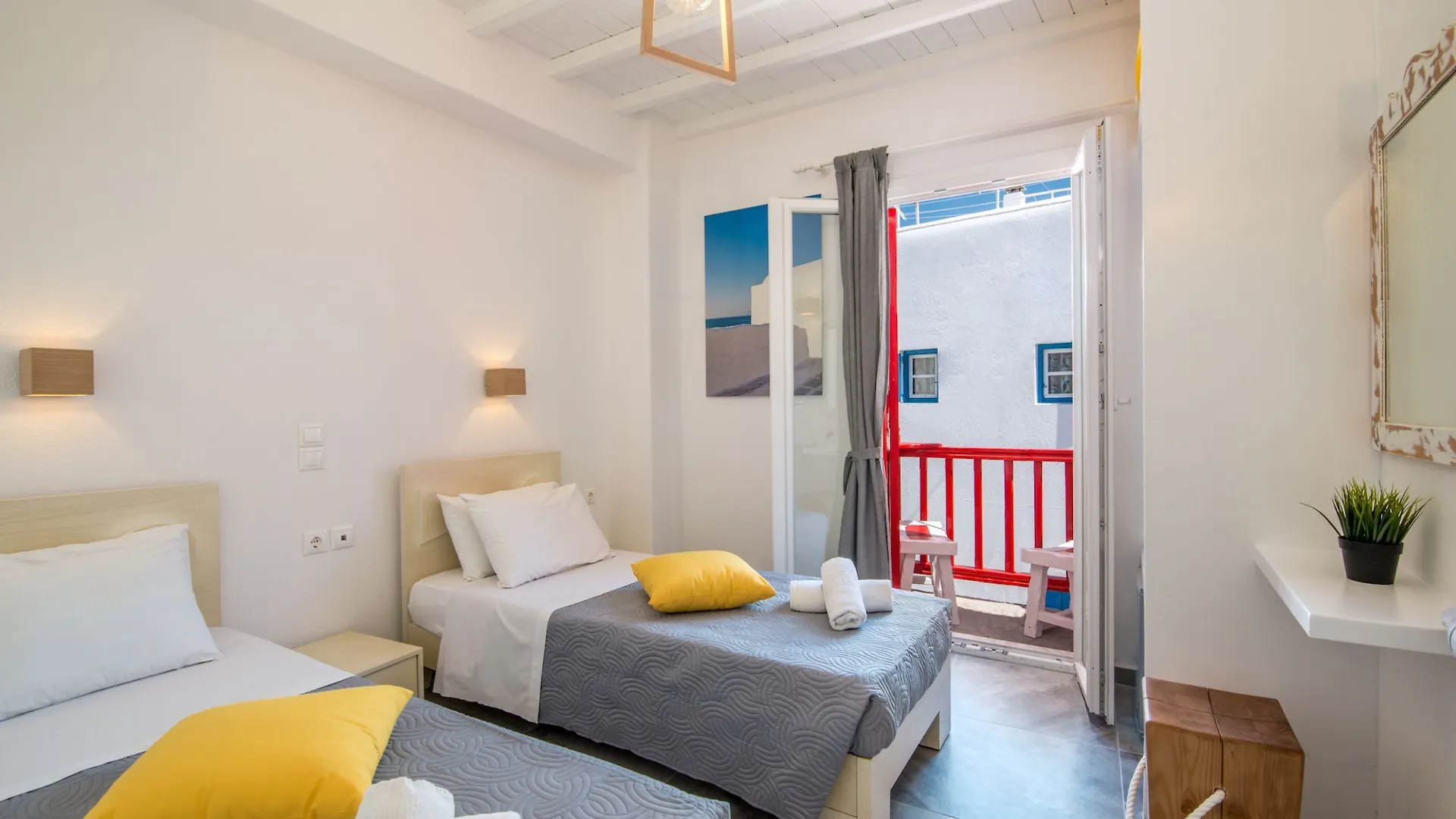 Orpheas Rooms Mykonos Town شقة